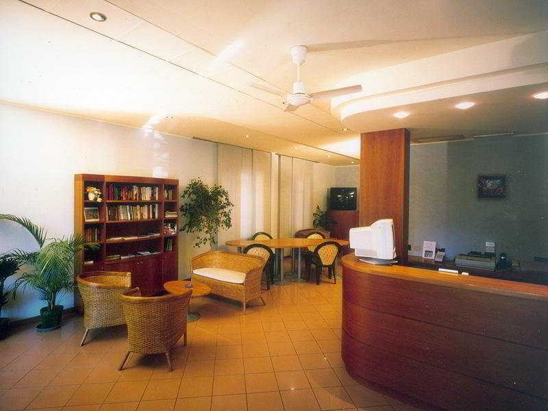 Hotel Losanna Rimini Exterior foto